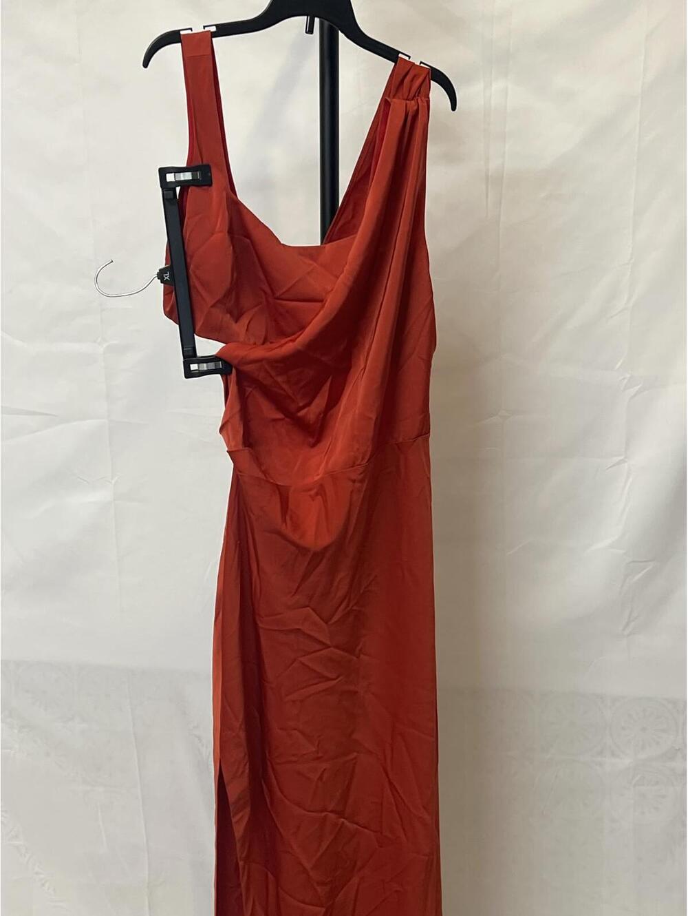 NBD ANDREI LONG DRESS red - Picture 3 of 9